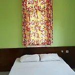 Tolan Apartahotel