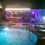 Tolan Apart-hotel 3*