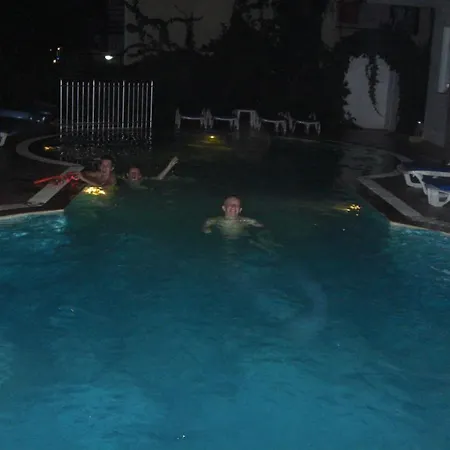 Tolan Lägenhetshotell 3*