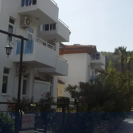Hotel apartamentowy Tolan 3*
