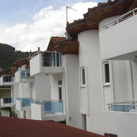 Hotel apartamentowy Tolan 3*