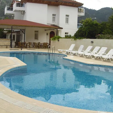 Tolan Lägenhetshotell İçmeler