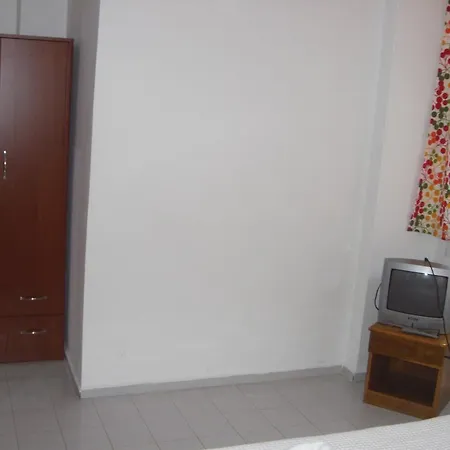 Lägenhetshotell Tolan İçmeler