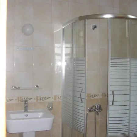 Tolan Lägenhetshotell İçmeler