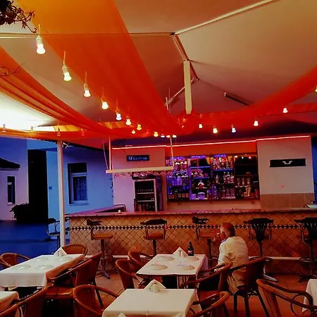 Апарт-отель Tolan