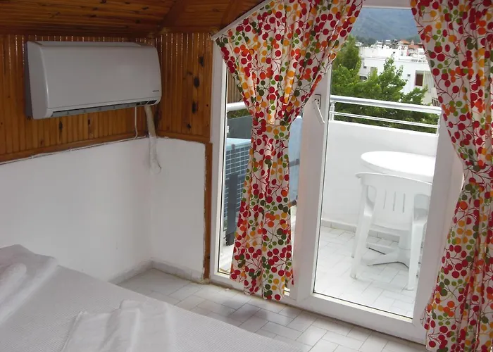 Tolan Aparthotel İçmeler